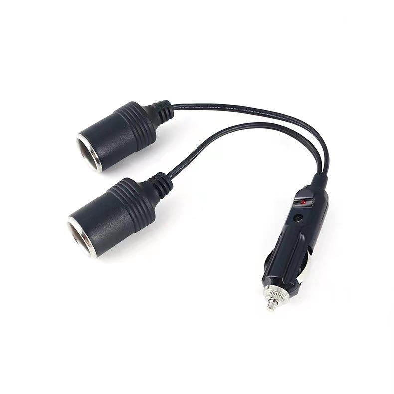 ซ็อกเก็ตไฟแช็กหญิงสีดำ 008 (25 ซม.* 18AWG)