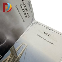 Livre souvenir en cuir PU imprimé avec logo, aspect passeport, estampage à chaud or et argent, personnalisé pour la promotion des universités et des collèges