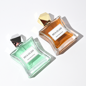 Nouveau design – <span class=keywords><strong>Bouteille</strong></span> en verre vide en forme d'étoile <span class=keywords><strong>de</strong></span> 15 ml, 50 ml, 100 ml, avec bouchon à sertir <span class=keywords><strong>de</strong></span> 15 mm et capuchon argenté, personnalisable avec logo, en stock - Product Image 3
