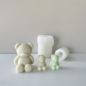 Stampo in Silicone 3D a Forma di Orso <span class=keywords><strong>per</strong></span> <span class=keywords><strong>Torte</strong></span>, DIY, Aromaterapia, Orso Seduto, <span class=keywords><strong>per</strong></span> Resina Epossidica e Candele, Non Tossico, Ecologico, Riutilizzabile, Grado Alimentare - Product Image 3