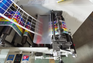 2026 bangbao TXM-320F tốc độ cao flexo in kỹ thuật số <span class=keywords><strong>Sticker</strong></span> trống nhãn chết máy cắt - Product Image 4