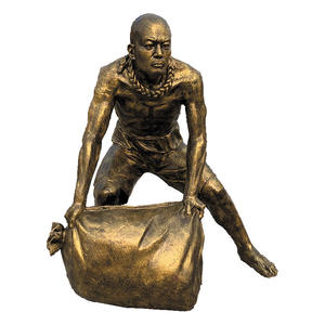 Bronzes représentant <span class=keywords><strong>des</strong></span> personnes, <span class=keywords><strong>des</strong></span> coutumes, <span class=keywords><strong>des</strong></span> porteurs, <span class=keywords><strong>des</strong></span> transporteurs de <span class=keywords><strong>quai</strong></span>, <span class=keywords><strong>des</strong></span> sculptures pour les places et les parcs, <span class=keywords><strong>des</strong></span> traditions et coutumes populaires, fabricant. - Product Image 5