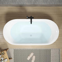 Baignoires autoportantes modernes et baignoires ovales, idéales pour la relaxation intérieure dans les salles de bain domestiques et les projets hôteliers et de villas.