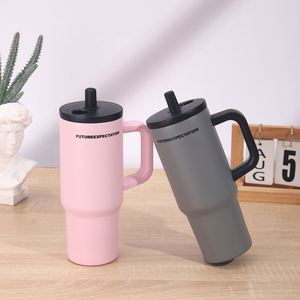 Gobelet isotherme à double paroi 24 oz en acier inoxydable avec poignée et couvercle à paille pour porte-gobelet de voiture - Product Image 3
