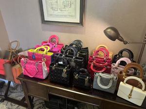 Женская кожаная сумка - Product Image 3