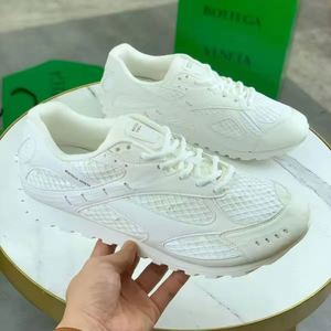 Zapatillas Deportivas de Moda Retro Plateadas de Alta Calidad, Bottegas Venetas Orbit, de Caña Baja, Transpirables, de Malla, para Correr y Caminar - Product Image 5