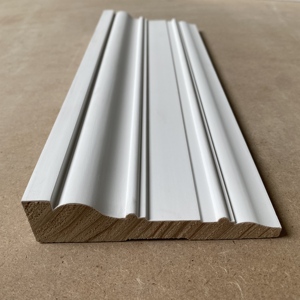Oferta Especial: Moldura de Madera de Pino Radiata FJ 5180 Pretratada para Uso en Interiores - Product Image 1