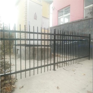 El mejor precio, valla superior de pared de hierro forjado negro, puertas de entrada bidireccionales de fácil montaje, vallas y puertas de hierro <span class=keywords><strong>para</strong></span> exteriores - Product Image 4