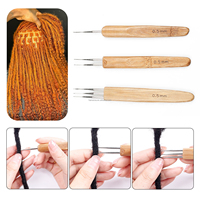 Aiguilles à crochet pour dreadlocks avec logo personnalisé gratuit 1/2/3 crochets Aiguille à crochet en bambou pour cheveux locks Accessoires pour dreadlocks Outils de fabrication de perruques