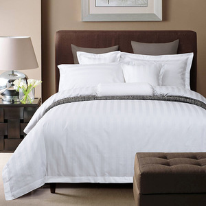 Juego de cama de edredón de lujo, edredón tamaño King, edredón, sábanas, juegos de cama al por mayor - Product Image 2