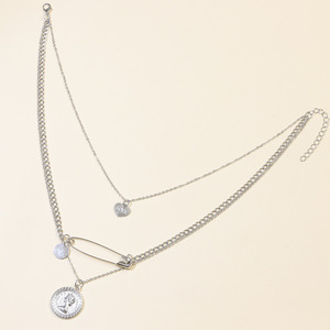 Collier superposé tendance pour femme, chaîne de clavicule multicouche, pendentif cœur en argent tibétain, design géométrique, style branché - Product Image 6