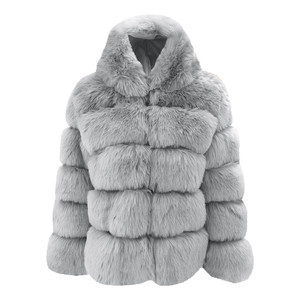 Manteau court à capuche en fausse fourrure pour femme, veste fourrée à rayures horizontales, épaisse et chaude, vêtement d'extérieur tendance pour l'hiver - Product Image 2