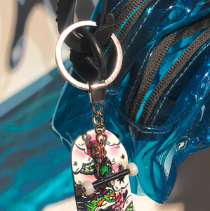 Llavero de Finger Skateboard, Llavero de Scooter, Llavero de Skateboard con Diseño de Skater, Llavero de Fingerboard - Product Image 3