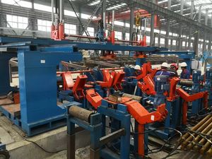 Empileur de tubes à déplacement latéral automatique, type poussoir hydraulique, machine à empiler les tubes en acier, roulement moteur, haute efficacité, contrôle numérique - Product Image 5