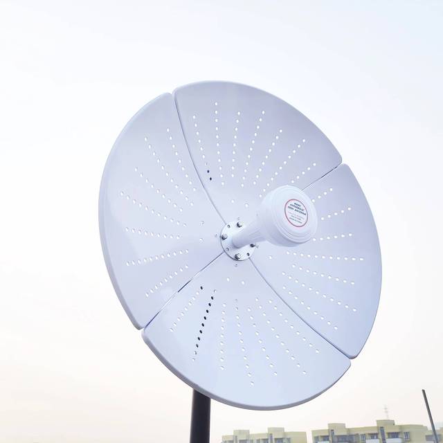 Long Range 4G/5G LTE 2X24dBi Antenna 1710-4200MHz External Outdoor Parabolic Antenna Signal Booster Antenna