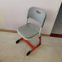 Bureaux et chaises en forme de C de style français, chaises moulées par soufflage, nouveaux modèles de bureaux et de chaises pour les élèves du primaire et du secondaire