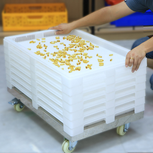 Недавно разработанный из сетчатой ткани стекируемые клейкий/шоколада пластиковый лоток для сушки для кондитерских изделий для сушки - Product Image 2