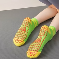 Chaussettes antidérapantes en coton pour enfants, personnalisables en gros, pour garçons et filles, idéales pour le sport en salle, le Pilates, le yoga et le trampoline