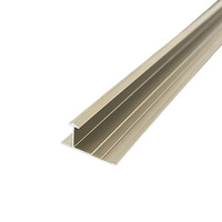 Profilé LED RGB moderne éclairé en aluminium pour plinthes de couloir avec garantie de 5 ans