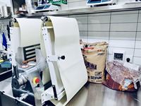 Penjualan laris Sheeter Rolling adonan meja Extruder Top Bakery Croissant reversibel adonan Sheeter