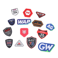 Etiqueta de Silicona Termoadhesiva 3D de Cualquier Color, Parche de Goma de PVC con Logotipo en Relieve para Ropa/Bolsas