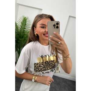 เสื้อยืด Fiori Strong Femme สำหรับผู้หญิง ผ้าฝ้ายเจอร์ซีย์ 100% พิมพ์ลายฟอยล์ ระบายอากาศได้ดี แขนเสื้อแบบปกติ - Product Image 2