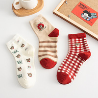 Chaussettes de noël femme automne et hiver nouveaux bas mi-tube dessin animé cadeau de noël bas en gros