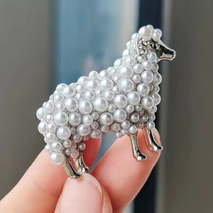<span class=keywords><strong>Broche</strong></span> en perles d'<span class=keywords><strong>agneau</strong></span> - Convient aux hommes et aux femmes. <span class=keywords><strong>Broche</strong></span> animale mignonne pour mariage de dames. - Product Image 3