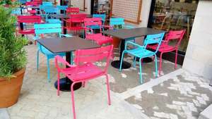 Meubles d'occasion de restaurant, chaises de salle à manger en métal noir - Product Image 4