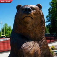 Sculpture d'ours en bronze réaliste de grande taille YOUFINE, décoration d'art public pour la place centrale de l'école, à vendre