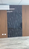 Panneau mural en PVC imitation bois classique, écologique, imperméable, facile à installer, garantie 5 ans pour hôtel, villa, bureau, école