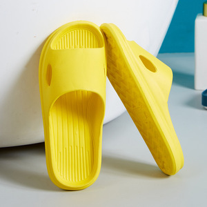 Chanclas de EVA para mujer, estilo veraniego, color liso, con diseño de oso, para estar en casa y salidas informales. - Product Image 6