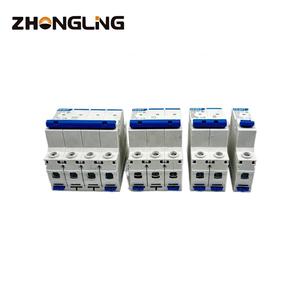 Disjoncteur miniature CHINT NXB-63 2P C63 avec courant nominal 63A et protection LI - Product Image 2