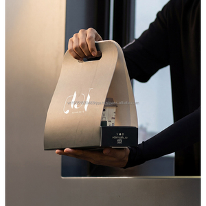 Support à gobelets 2-en-1 personnalisé avec compartiment à biscuits, porte-gobelets à café et thé à emporter avec séparateur pour pâtisseries et desserts pour boulangeries et cafés - Product Image 3