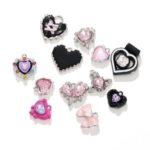 Pendentifs en alliage de strass en forme de cœur, zircone cubique, accessoires de bijoux DIY pour colliers et bracelets, style frais et doux - Product Image 3