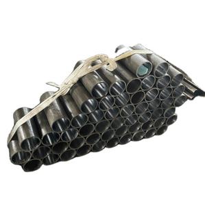 Tube aiguisé de meilleure qualité pour cylindre hydraulique Tuyau en acier au carbone sans soudure de longueur standard Astm - Product Image 3