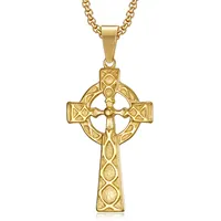 Diseño Popular Círculo bendito crucifijo Cruz Celta cruz latina colgante Acero inoxidable chapado en oro collar de la joyería