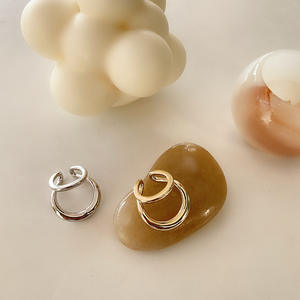 ต่างหูเม็ดเดี่ยวสแตนเลสขายดีต่างหูเกลียวปลายสูงสำหรับผู้หญิงกันน้ำเครื่องประดับฮิปฮอปที่ไม่ซ้ำใคร - Product Image 2