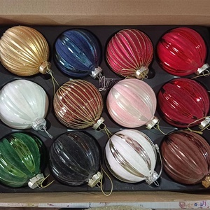Factory Wholesale Colorful Blown Glass Crafts Christmas Tree Pendant Hanging for Ball Flocking Stripes Engraved Eco-friendly