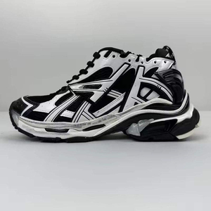 Chaussures de sport à LED, design luxueux, respirantes, pour femmes, chaussures de course de haute qualité, chaussures décontractées pour hommes, style marche - Product Image 2