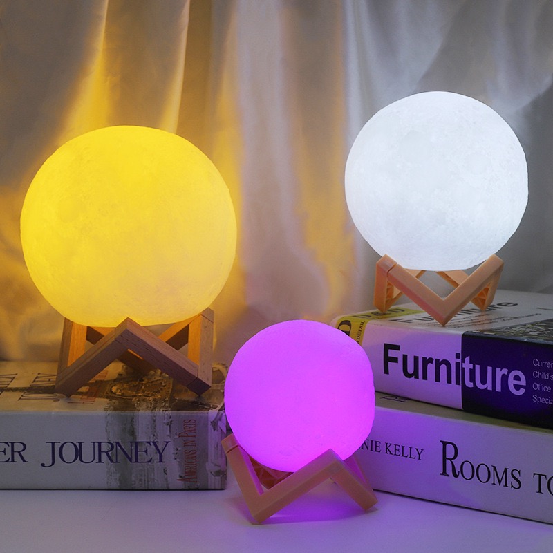 Lune Blanche 8cm + Base en Bois Clair 7 Couleurs - Pile Lithium