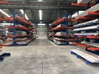 Direkt ab Werk: Rutschfeste Treppenkanten aus Karborund, Aluminium-Treppenstufen und Metall-Bullnose-Treppenkanten