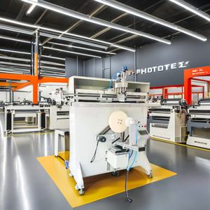 Machine d'impression sérigraphique cylindrique neuve pour les industries agricoles, entièrement servo, pour l'impression sur seaux et bidons d'huile - Product Image 2