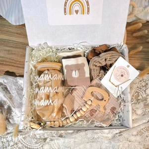 Coffret cadeau pour bébé Kaiyue, comprend une tasse à eau à motif MAMAN, un hochet pour bébé, une attache-sucette, une couverture pour bébé, coffret cadeau pour nouveau-né - Product Image 2