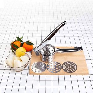 Presse-purée manuelle en acier inoxydable pour la cuisine avec 3 disques de réglage de la finesse, presse-purée à pommes de terre - Product Image 3