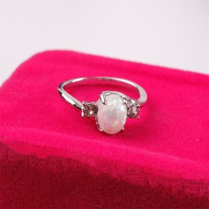 Anello di Coppia con Pietra Opale Colorata per Donne, Elegante Gioiello da Dito alla Moda per Feste, Uso Quotidiano e Regalo - Product Image 5