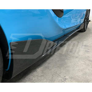 Faldones Laterales de Fibra de Carbono Seca Estilo OEM 600LT para McLaren 600LT - Product Image 1