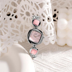 Montre-bracelet créative unique en forme de diamant irrégulier pour femmes montre à quartz en nacre haut de gamme et exquise - Product Image 3