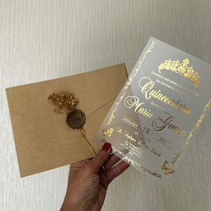 Carte d'invitation à un anniversaire personnalisé floral de princesse seize ans carte d'invitation roses en acrylique transparent avec enveloppe et sceau de cire - Product Image 3