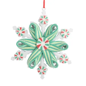 The New Christmas Snowflake Charm Pendants Bread Soil Iron Snowflake Pendant For Diy Handmade Making Women Girls Gift